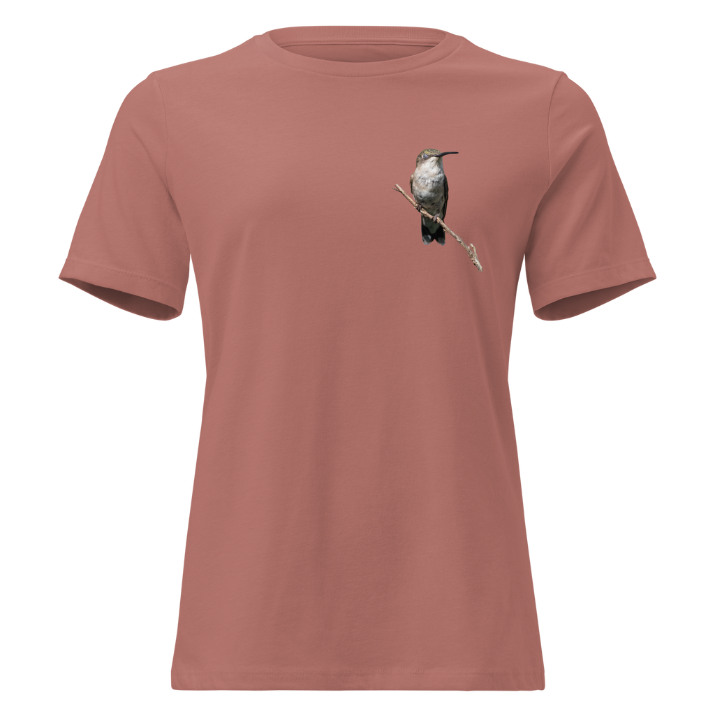 Mauve t-shirt with a hummingbird design on a branch